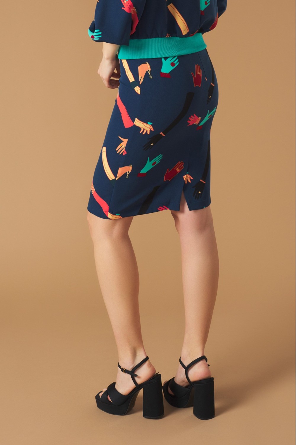 HANDS SKIRT