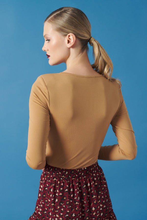 CAMEL JAZZY TOP