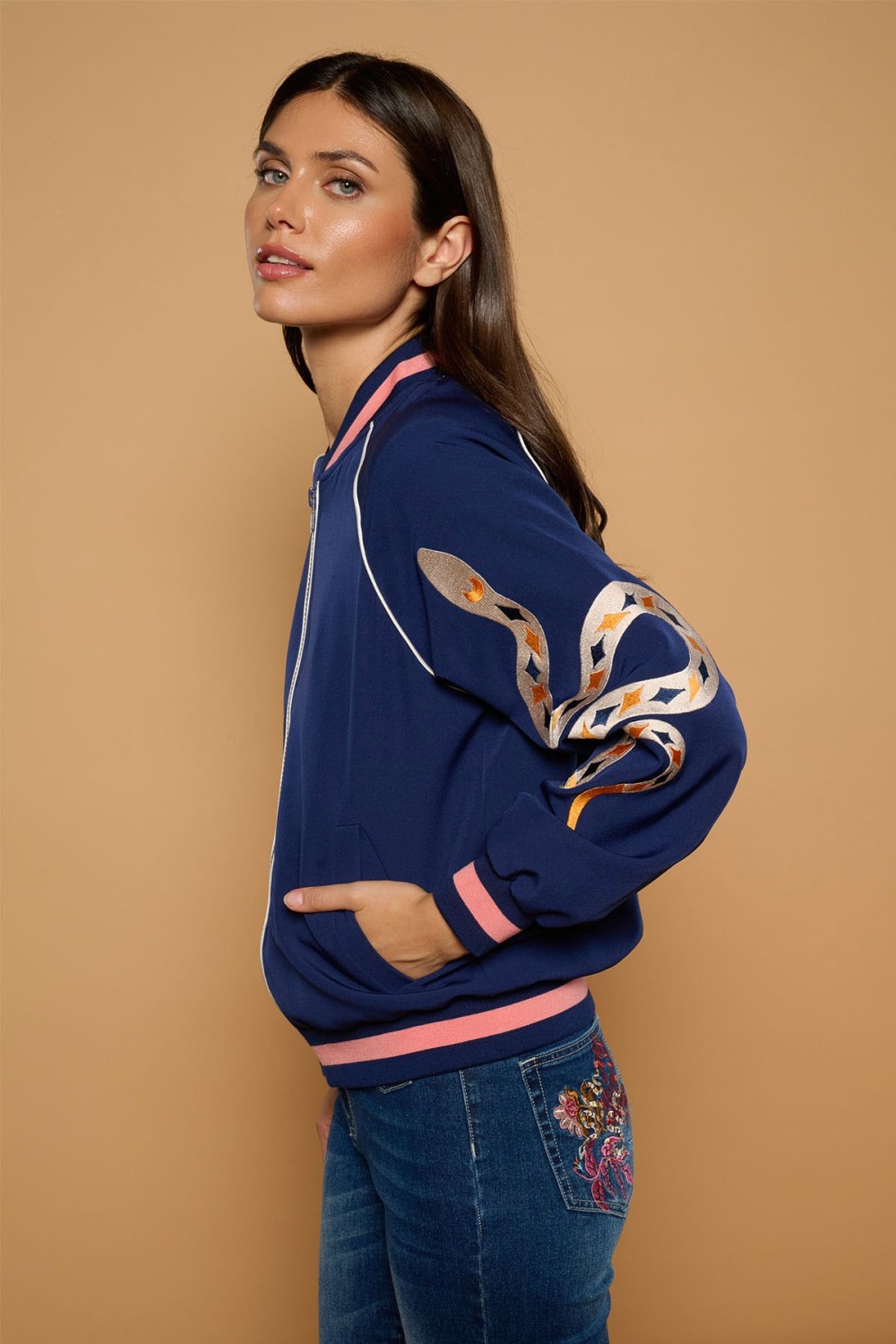 MEDUSA JACKET