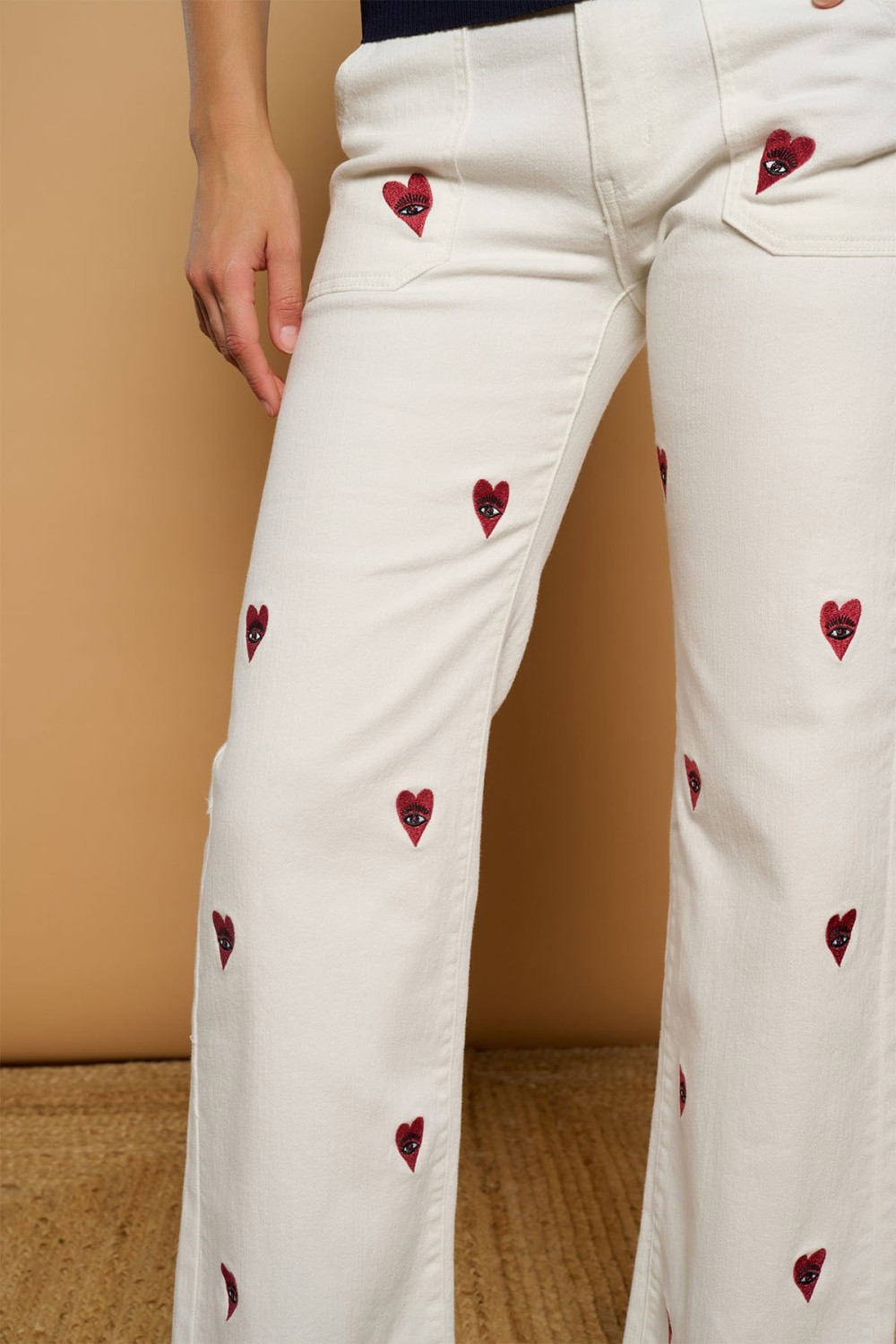 BOSSA JEANS
