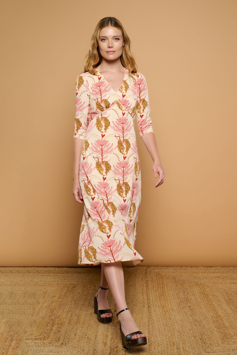 VANAI DRESS