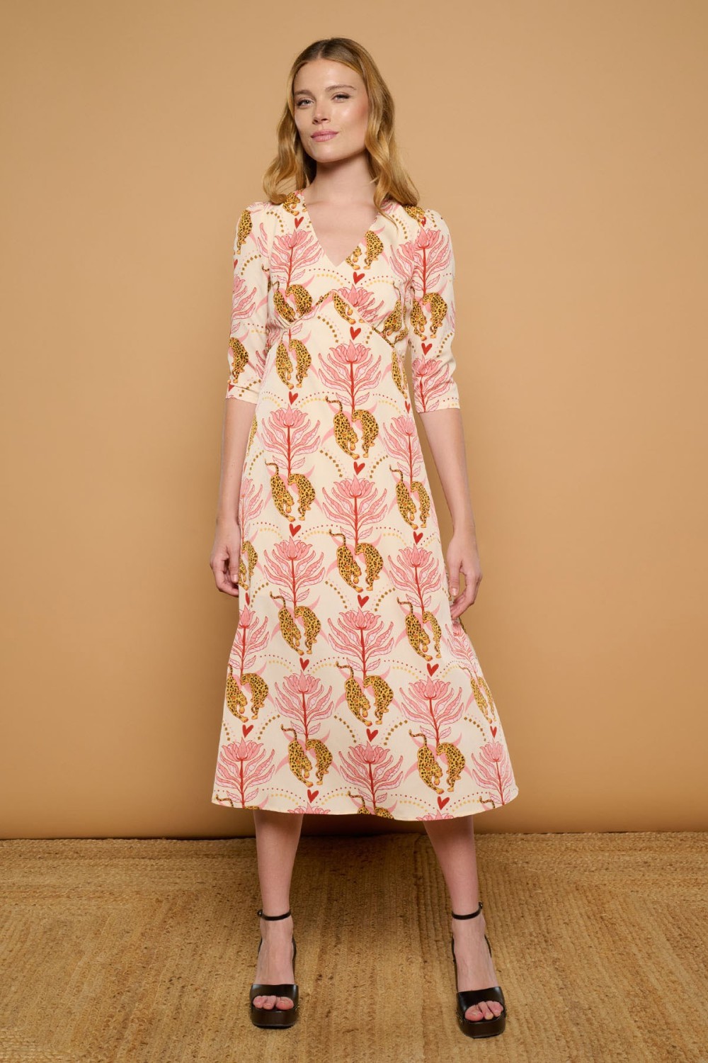 VANAI DRESS