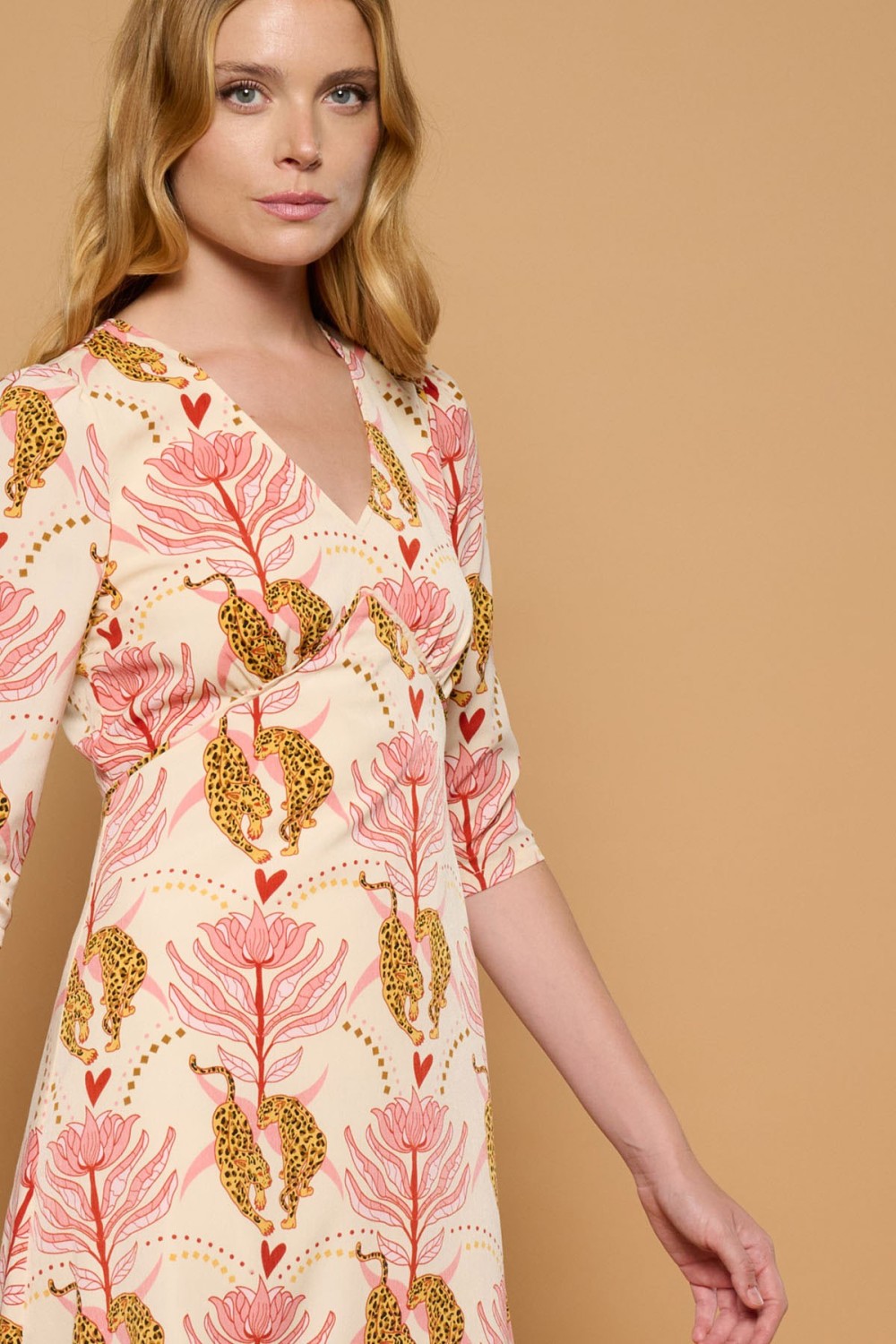 VANAI DRESS