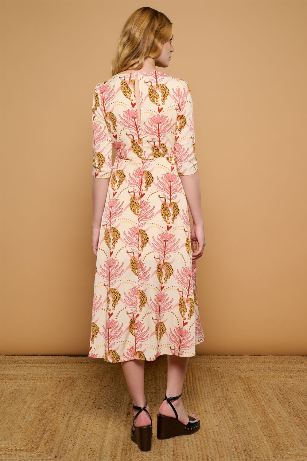 VANAI DRESS