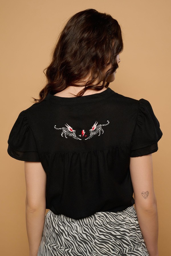 BLACK ZEBRA TOP