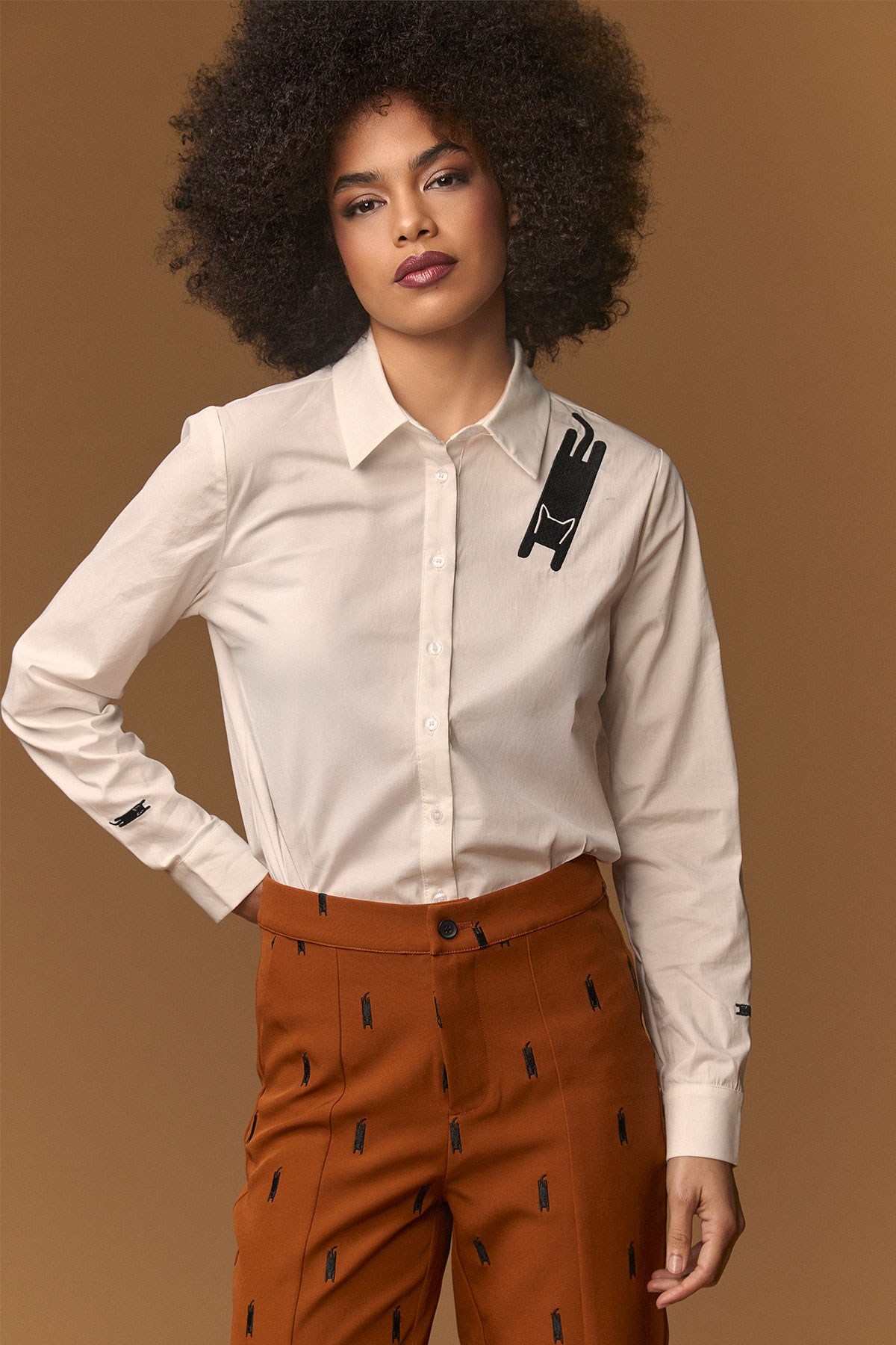 MOGGIE TOP