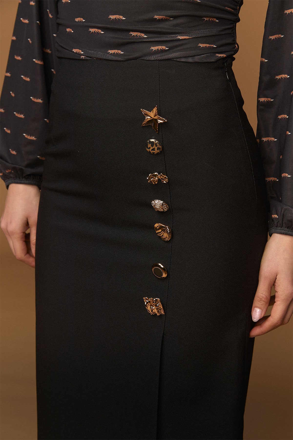 GOLDEN SKIRT