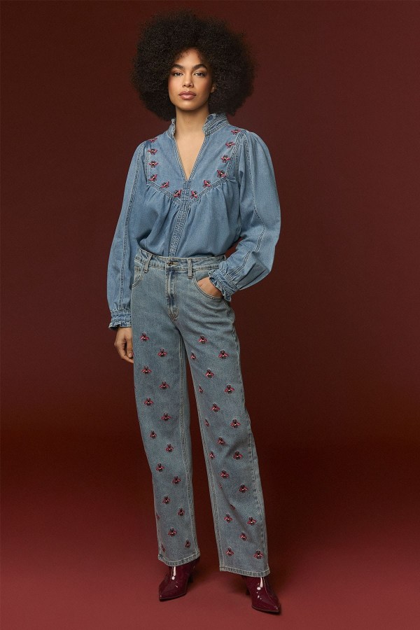 BEE JEANS