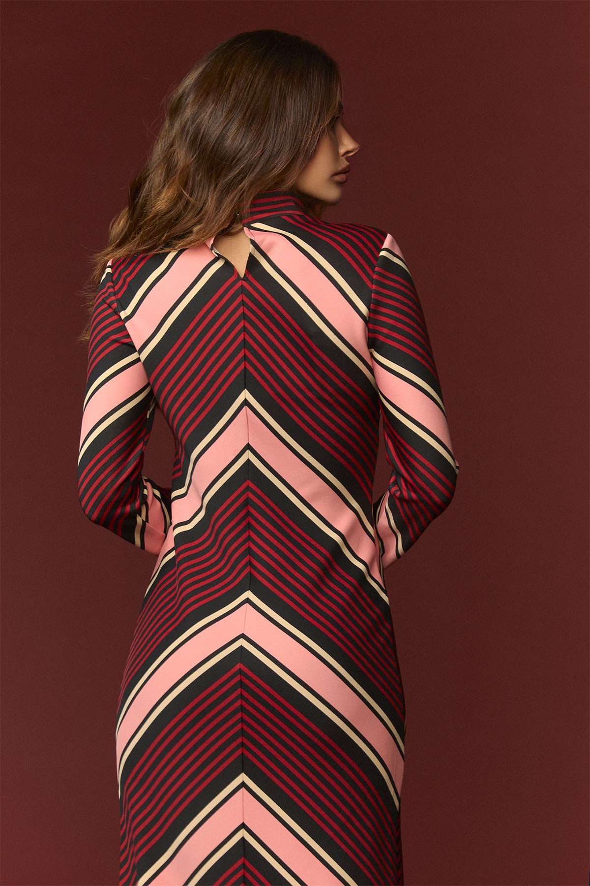 MODERN DRESS