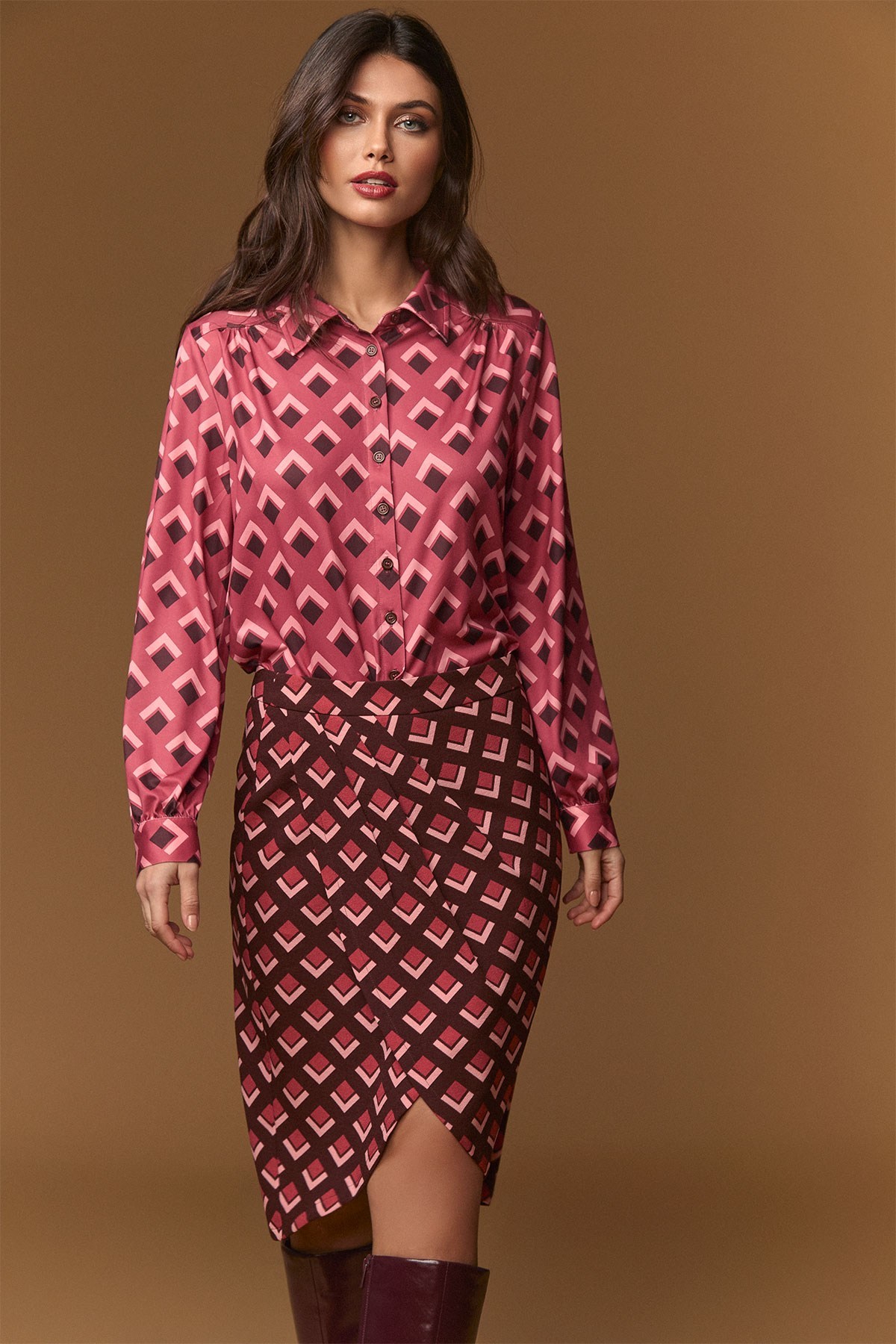 LEAKE SKIRT