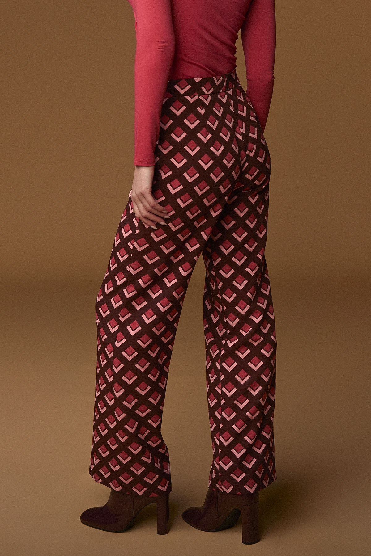 LEAKE TROUSERS