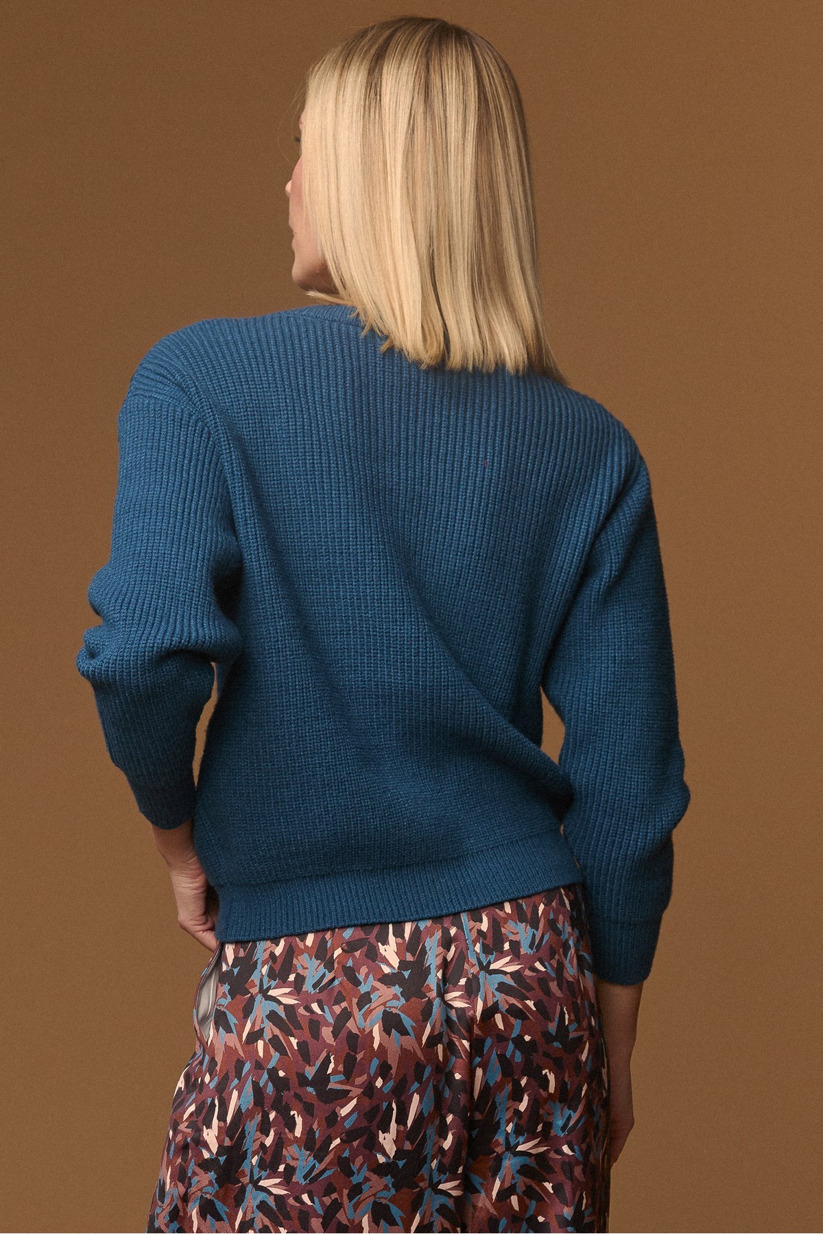 BLUR SWEATER