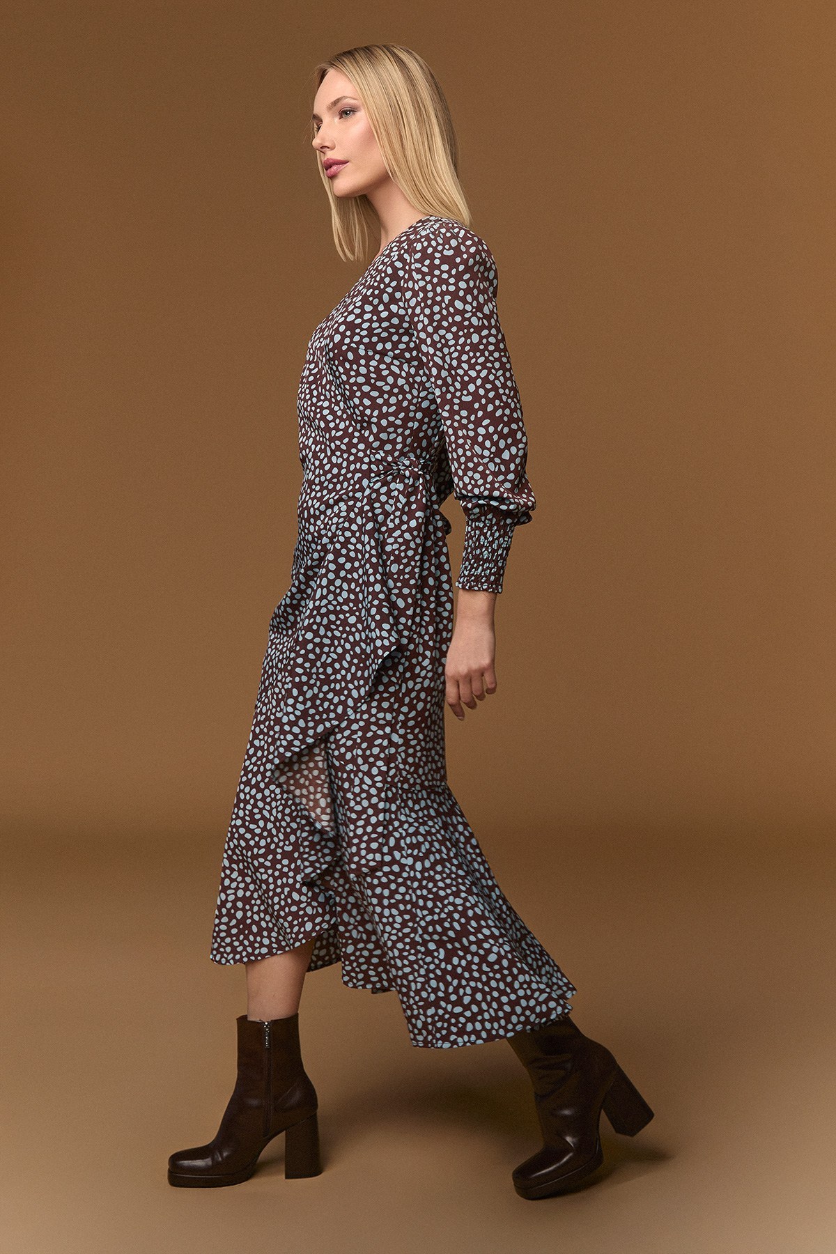 BUSHY DRESS