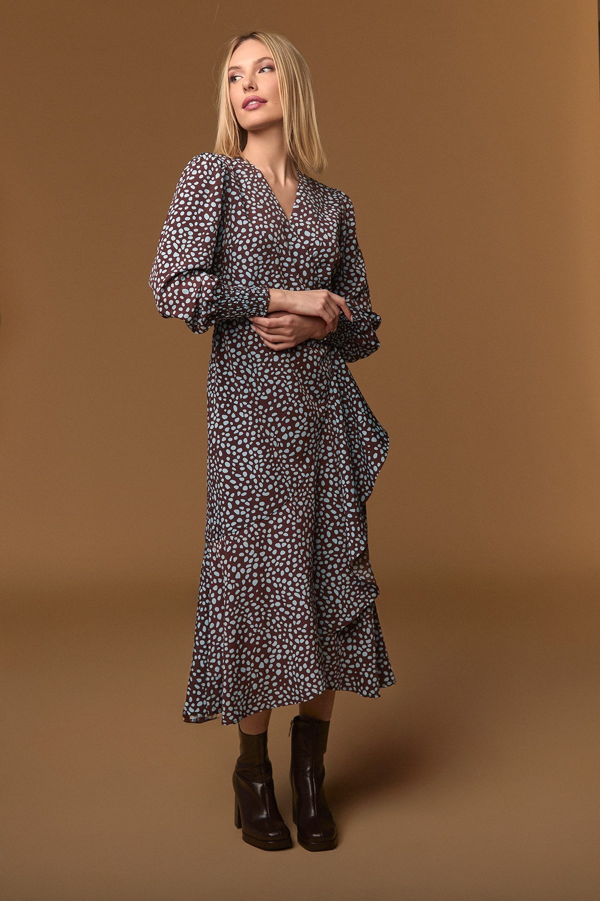 BUSHY DRESS