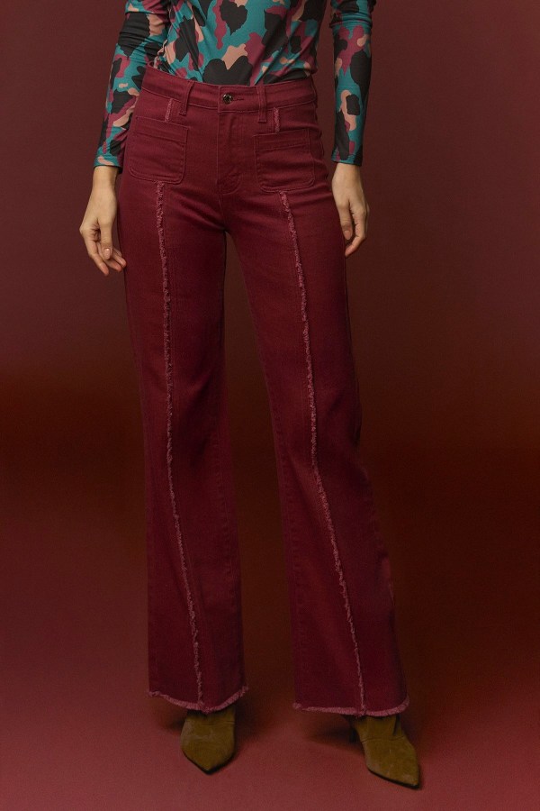 RED SQUARE JEANS