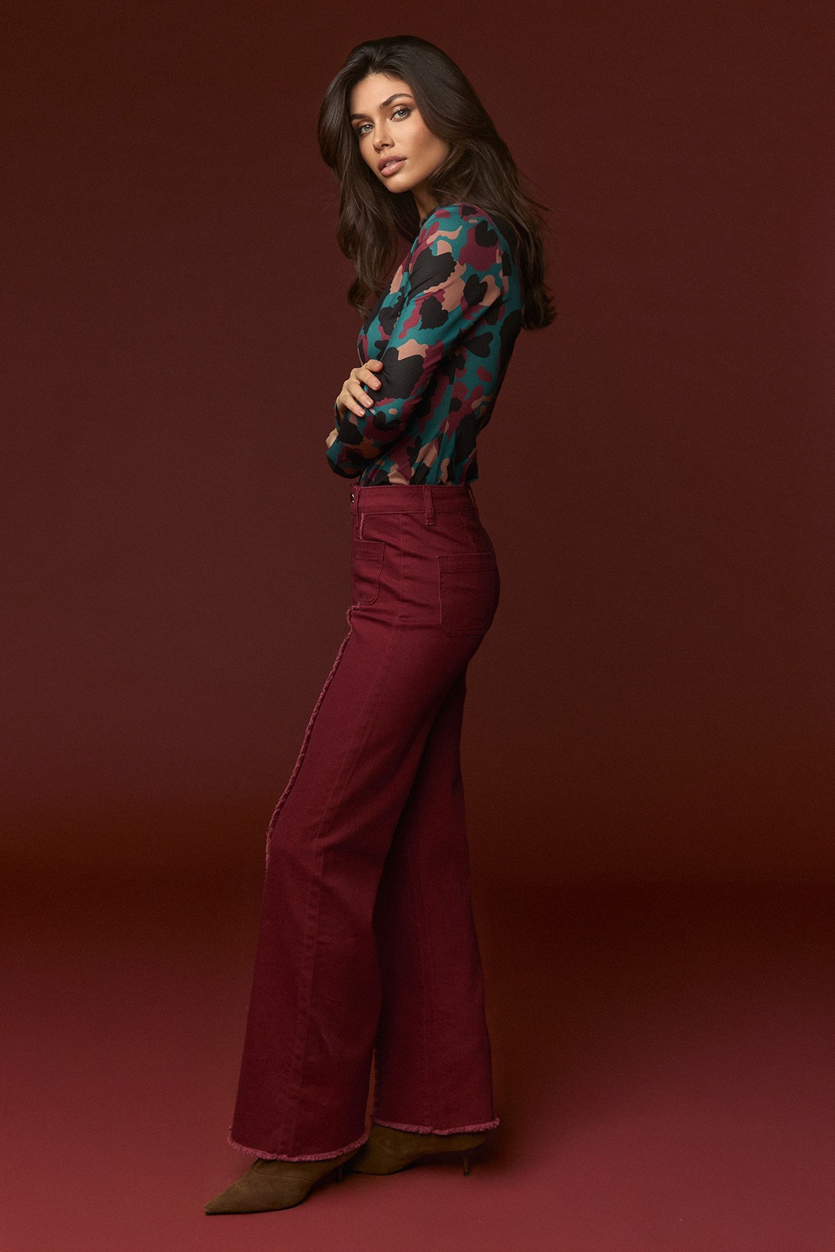 RED SQUARE JEANS