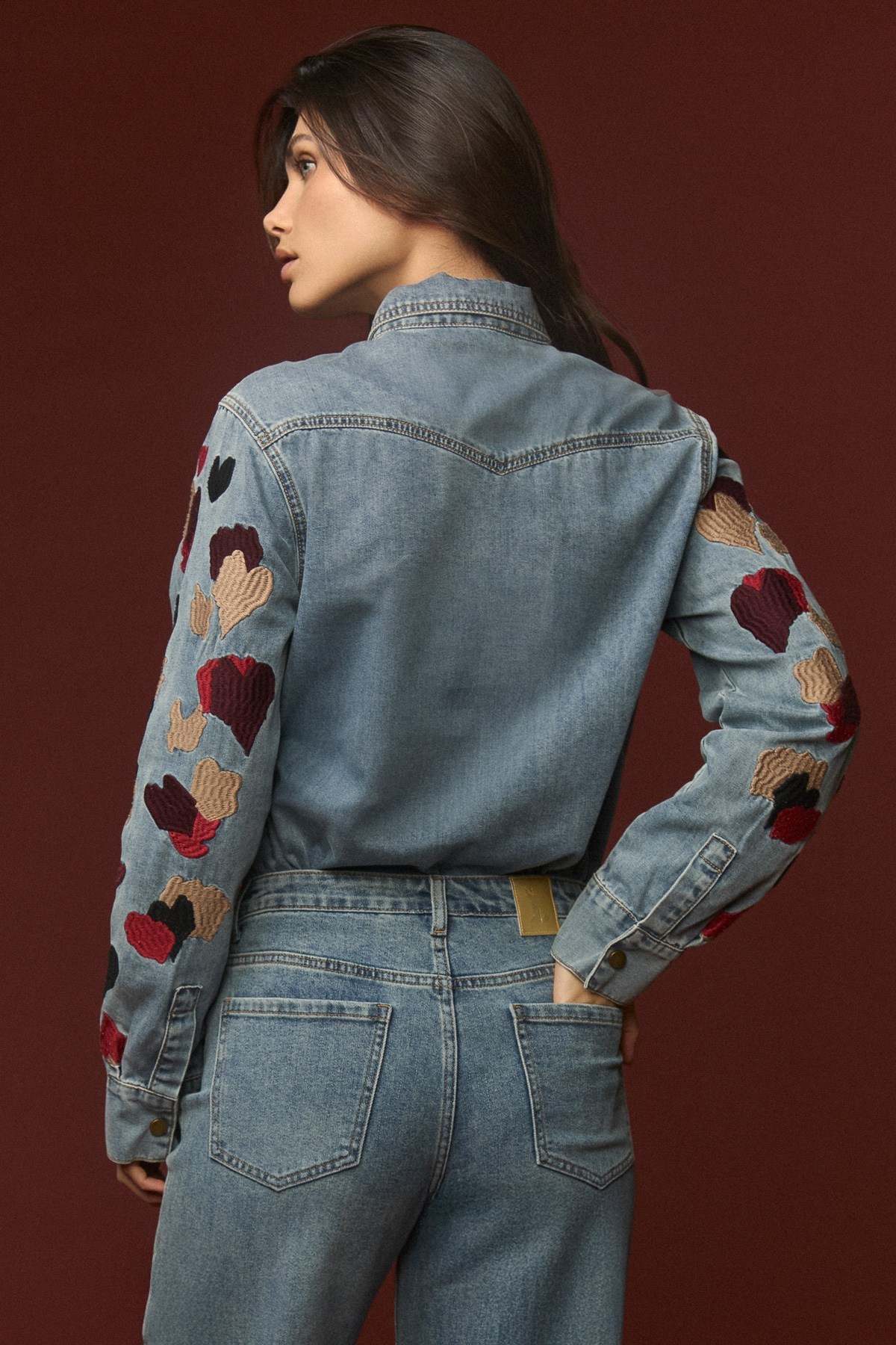 LOVELY TOP