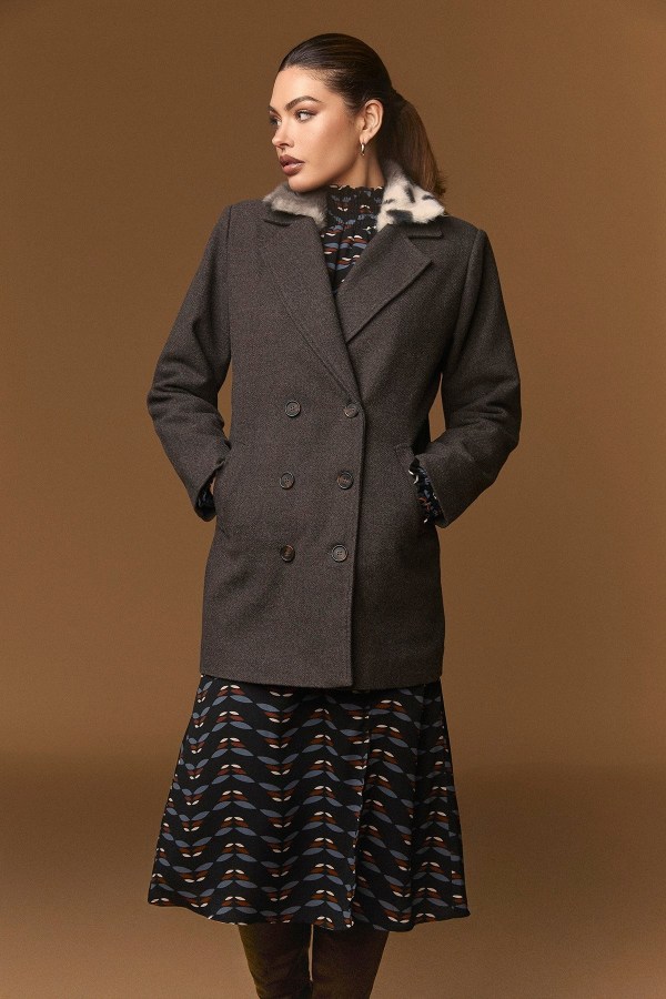 KING COAT
