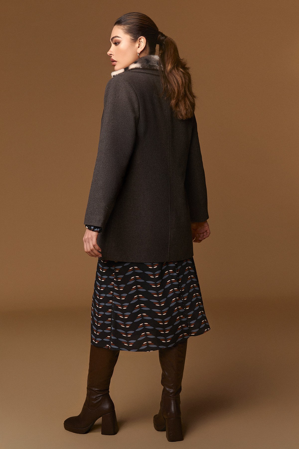 KING COAT