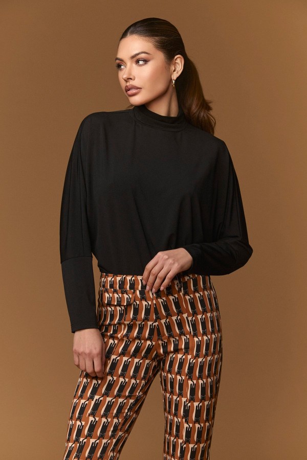 BLACK ROYAL TOP