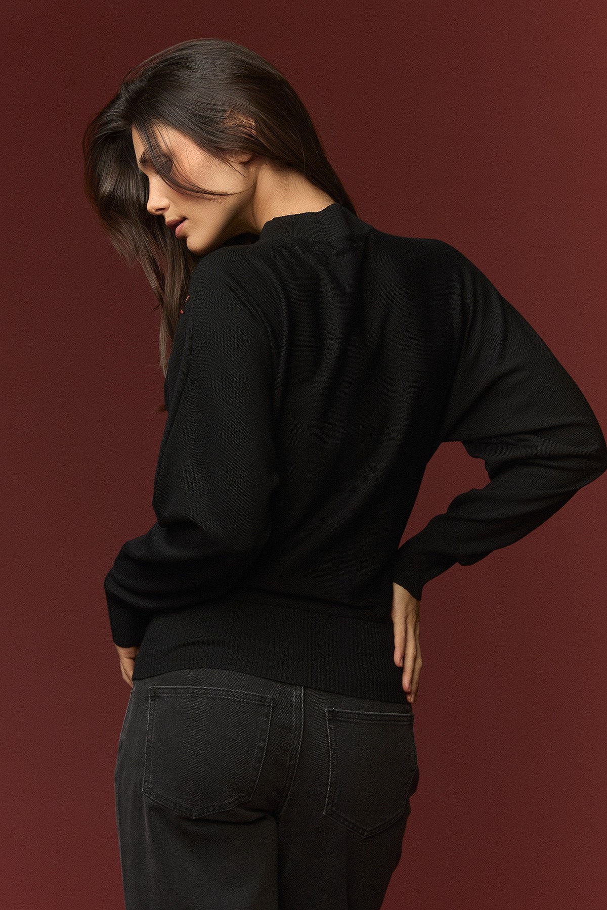 COLUMBIA SWEATER