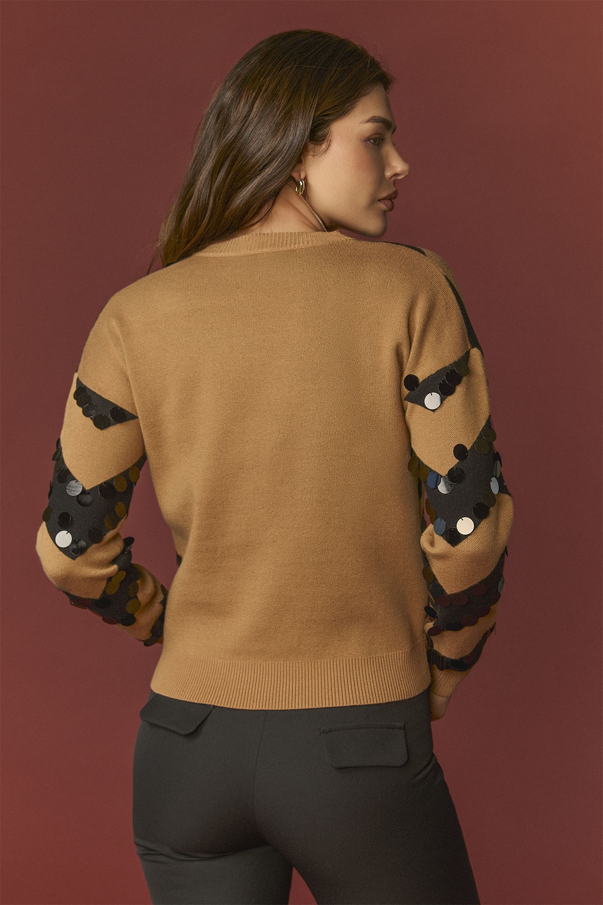 WINCHESTER SWEATER
