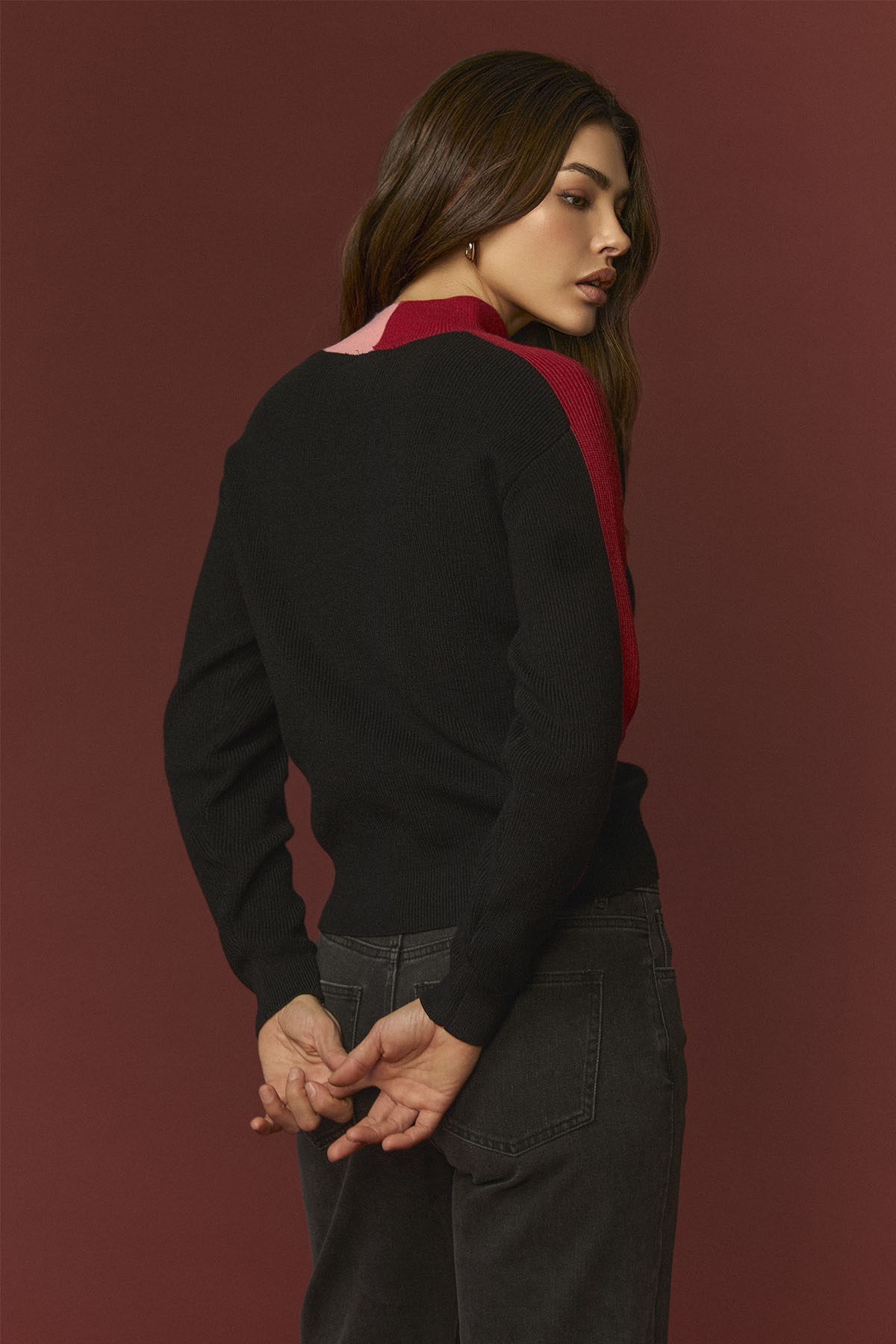 BRIDGE SWEATER