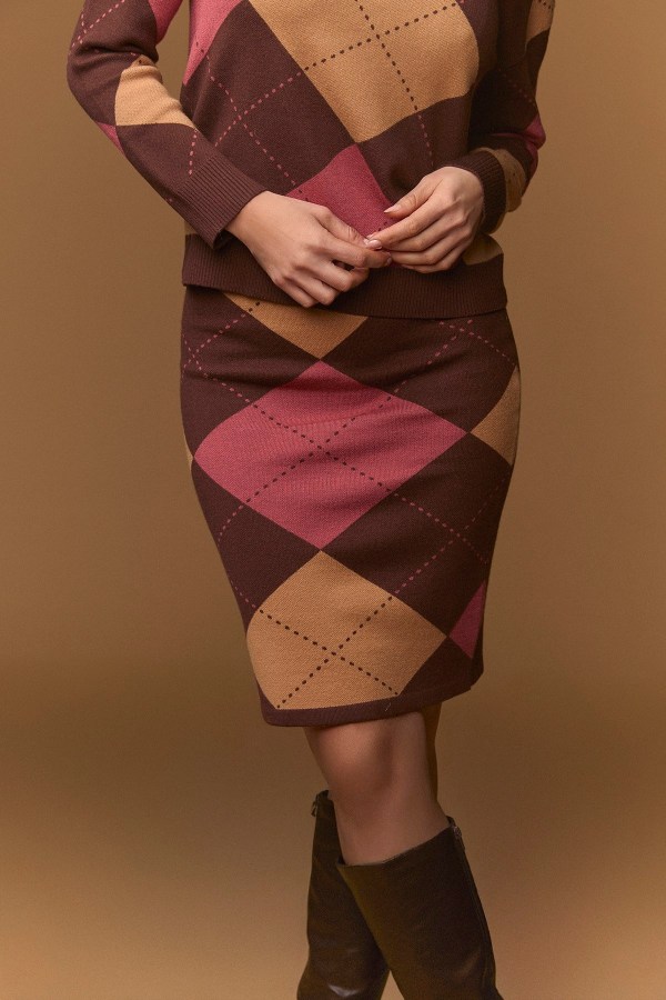 EAST SKIRT