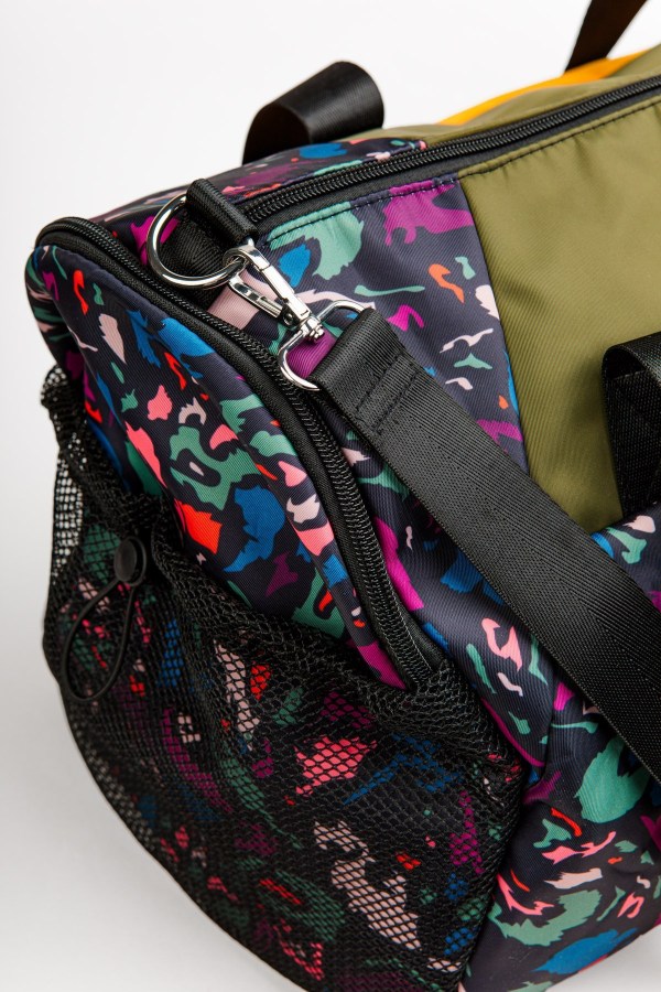 BARBICAN DUFFLE BAG