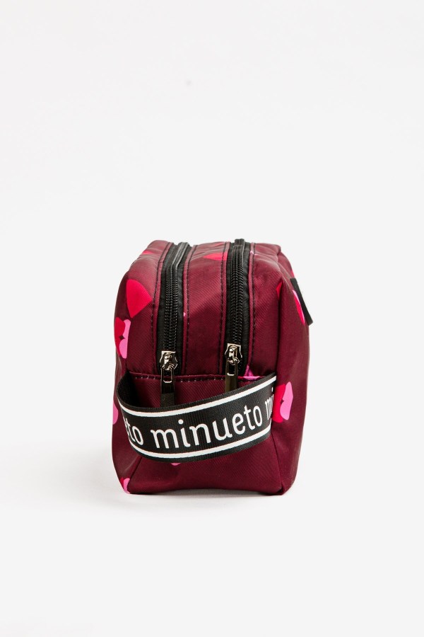 KISS MAKE UP BAG