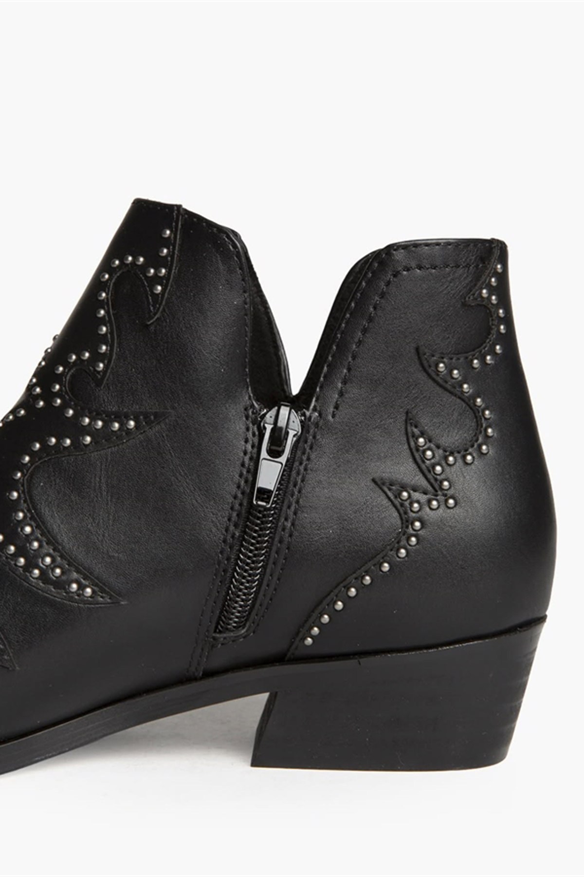 BEATTLE BOOTS