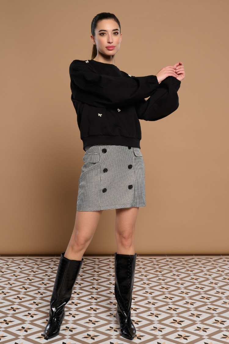 BLACK ROSE SWEATSHIRT