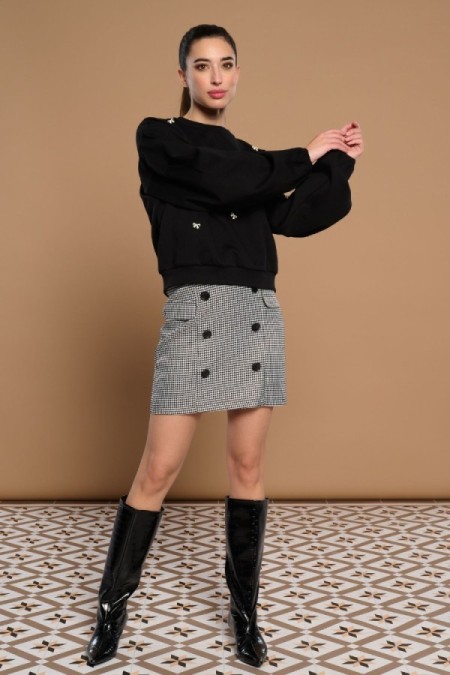 BLACK ROSE SWEATSHIRT