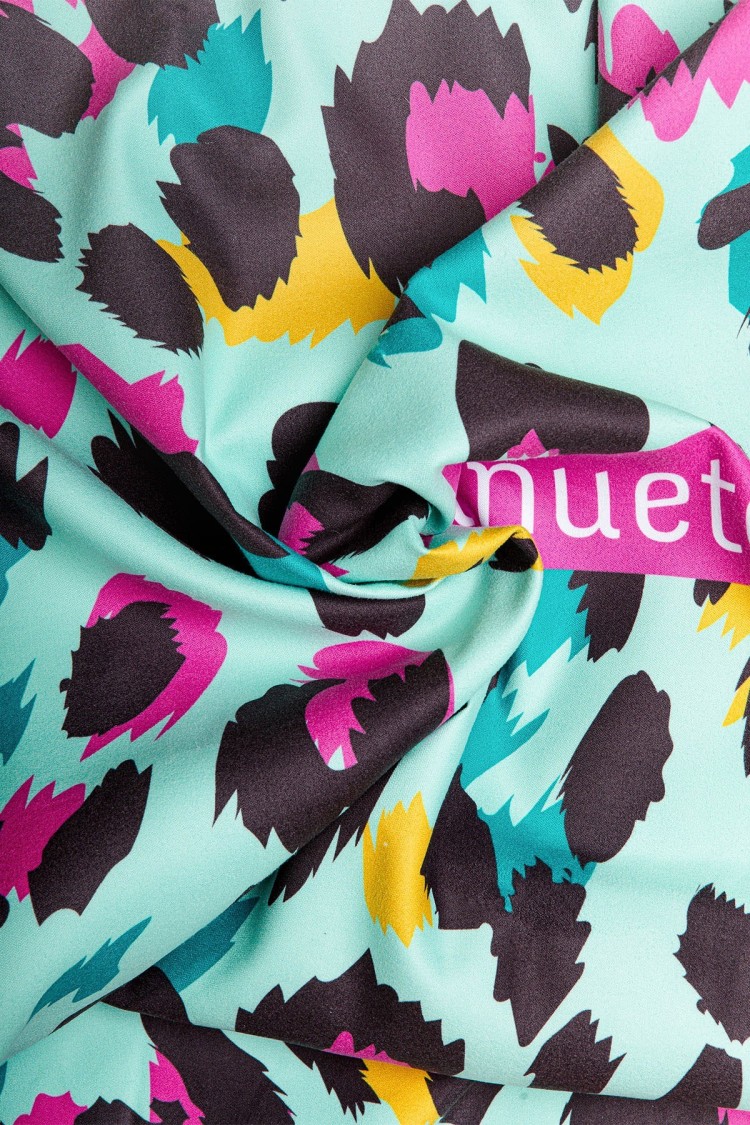 ANIMAL BEACH TOWEL